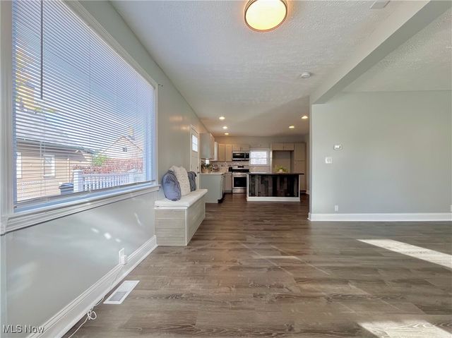 3440 Erin Avenue, Cleveland, OH 44113