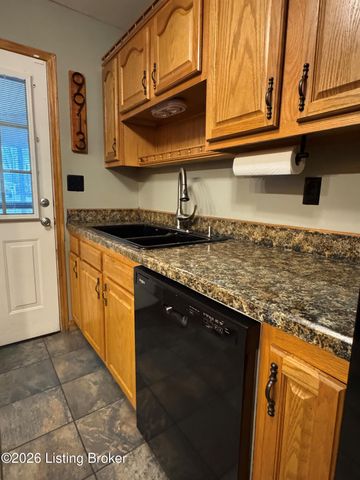 9913 Appollo Ln, Louisville, KY 40272