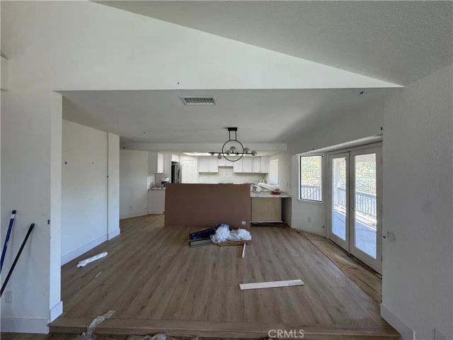 29300 Mammoth Place, Canyon Lake, CA 92587
