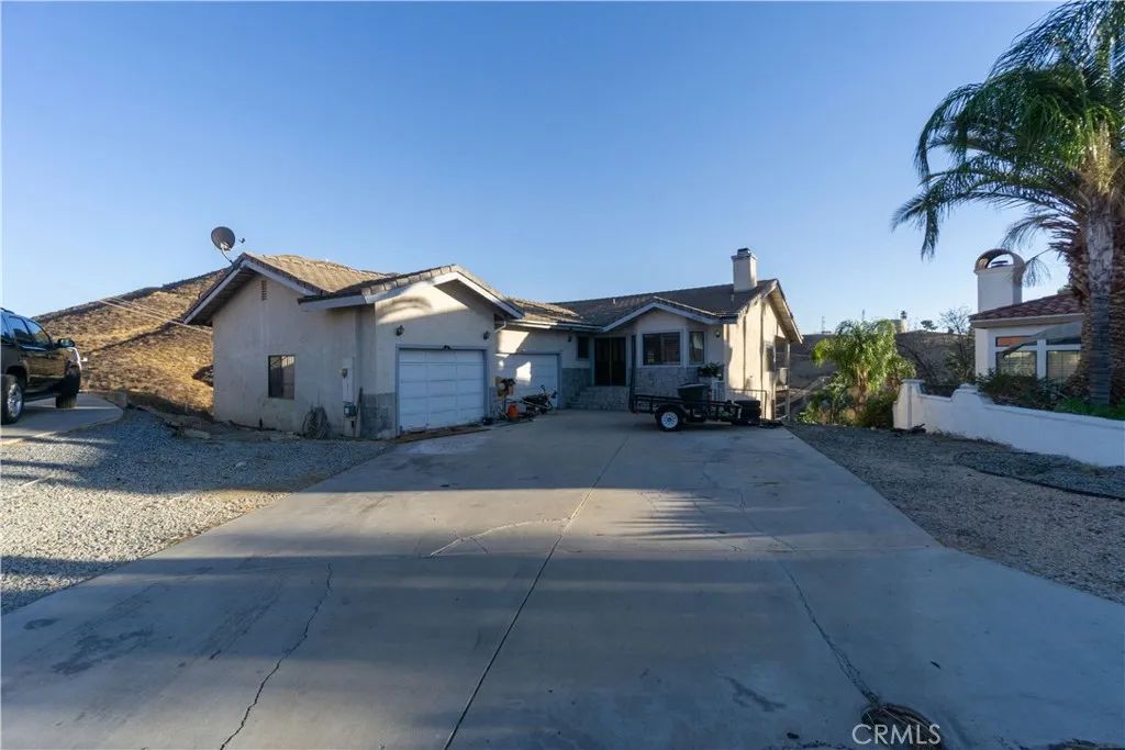 29300 Mammoth Place, Canyon Lake, CA 92587