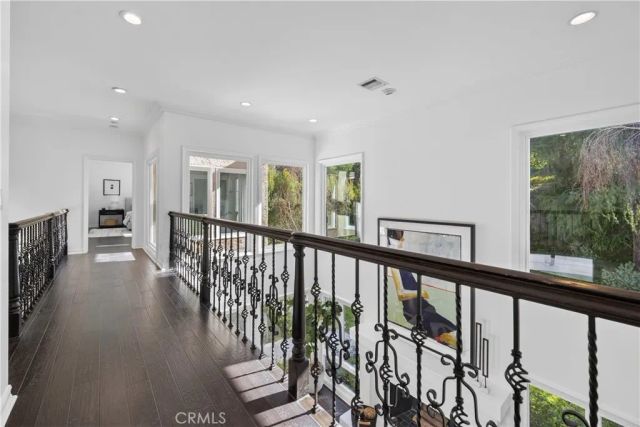 24762 Calvert Street, Woodland Hills, CA 91367