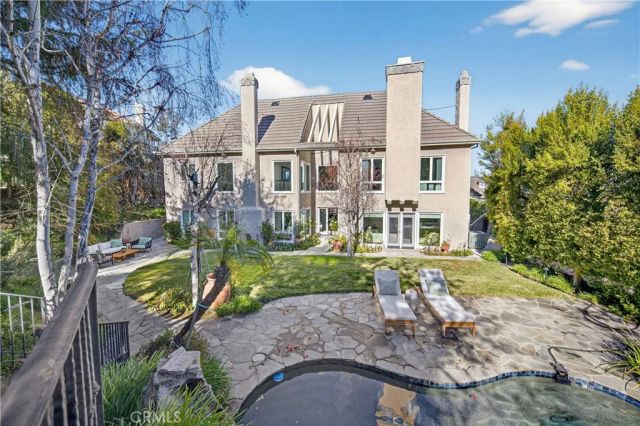 24762 Calvert Street, Woodland Hills, CA 91367