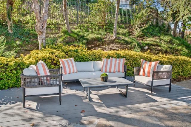 24762 Calvert Street, Woodland Hills, CA 91367