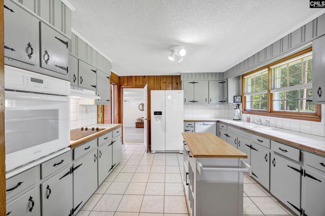159 Rogers Road, Saluda, SC 29138
