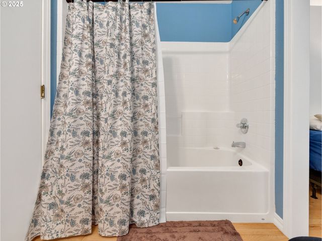 64079 E BARLOW TRAIL Rd, Rhododendron, OR 97049