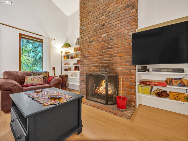 64079 E BARLOW TRAIL Rd, Rhododendron, OR 97049