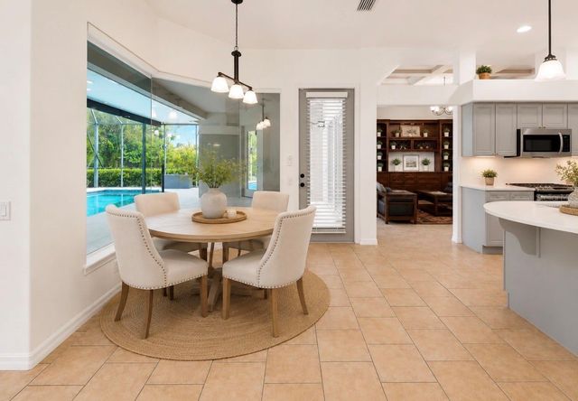6105 AUDUBON MANOR BOULEVARD, Lithia, FL 33547