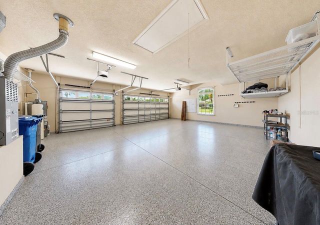 6105 AUDUBON MANOR BOULEVARD, Lithia, FL 33547