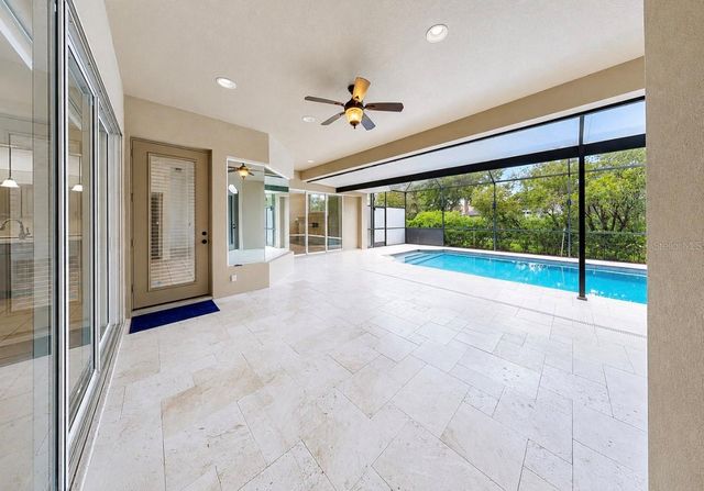 6105 AUDUBON MANOR BOULEVARD, Lithia, FL 33547