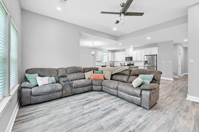 615 W Brock Street, Denison, TX 75020