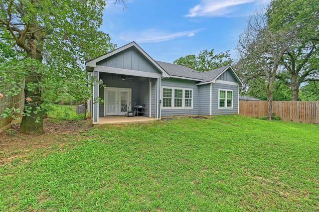 615 W Brock Street, Denison, TX 75020