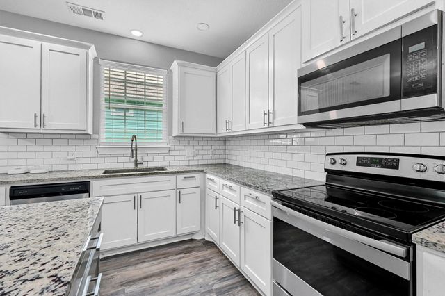 615 W Brock Street, Denison, TX 75020