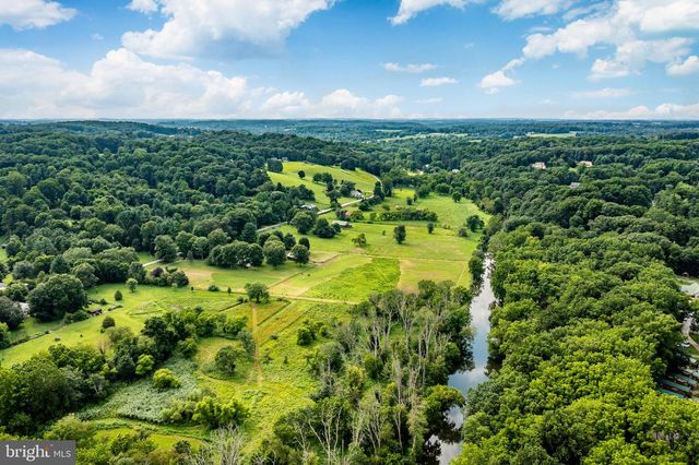 1317 BRANDYWINE CREEK RD, Coatesville, PA 19320