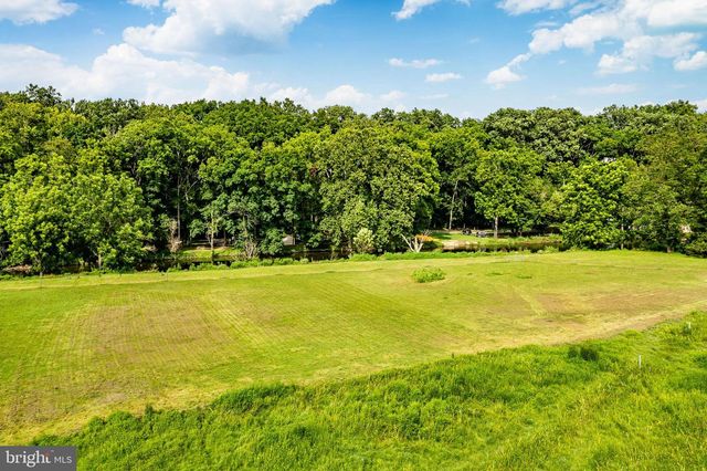 1317 BRANDYWINE CREEK RD, Coatesville, PA 19320