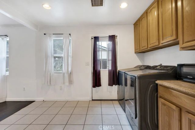 14962 Genoa, Sylmar, CA 91342