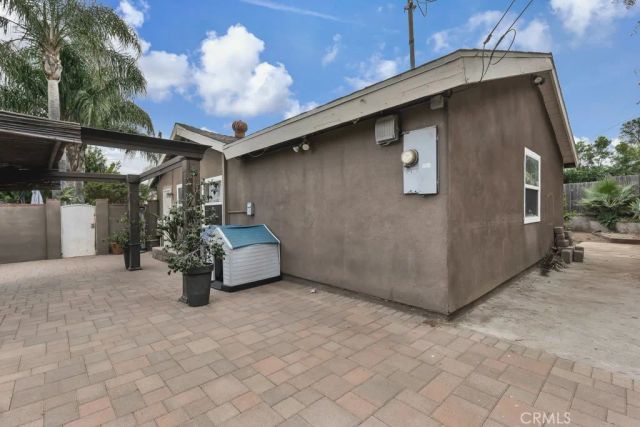 14962 Genoa, Sylmar, CA 91342