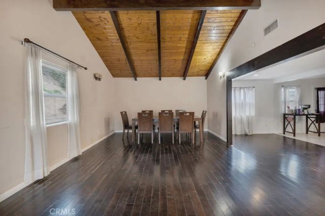 14962 Genoa, Sylmar, CA 91342