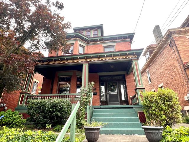 22 Emerson Ave, Crafton, PA 15205