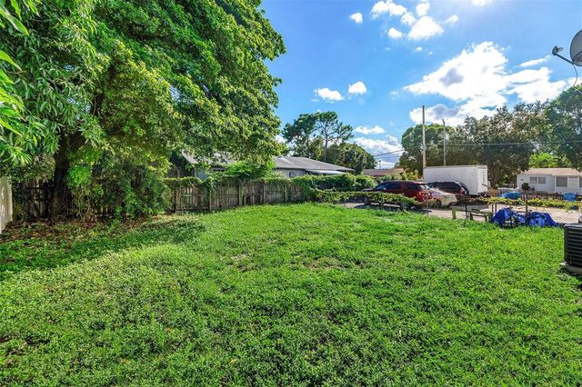 404 NE 4th Street, Pompano Beach, FL 33060