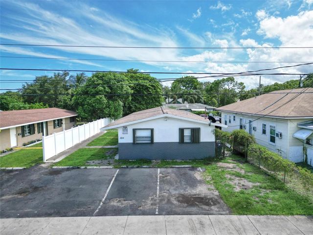404 NE 4th Street, Pompano Beach, FL 33060