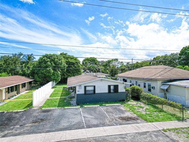 404 NE 4th Street, Pompano Beach, FL 33060