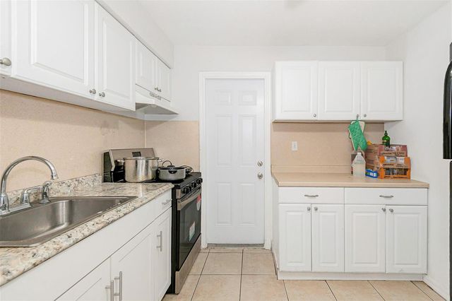 404 NE 4th Street, Pompano Beach, FL 33060