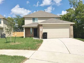 5823 Dawn Misty Lane, Houston, TX 77048