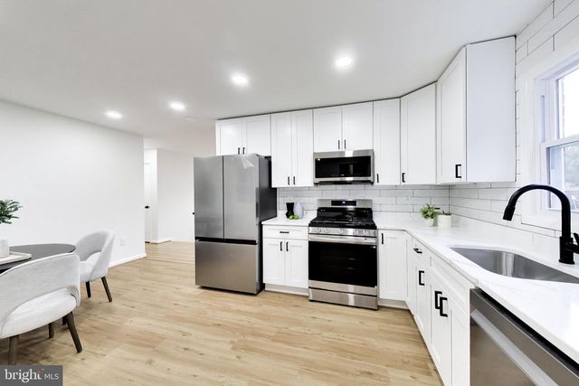 6000 BROOKE JANE DR, Clinton, MD 20735