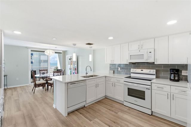 17408 GULF BOULEVARD 403, Redington Shores, FL 33708