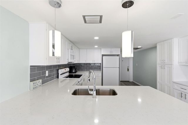 17408 GULF BOULEVARD 403, Redington Shores, FL 33708