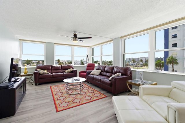 17408 GULF BOULEVARD 403, Redington Shores, FL 33708