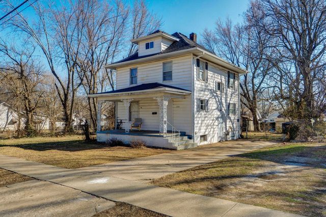 1120 W Hamilton Street, Springfield, MO 65802
