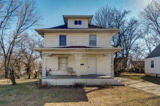 1120 W Hamilton Street, Springfield, MO 65802
