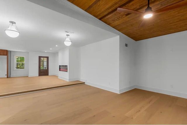5703 Pickens Ave., Myrtle Beach, SC 29577