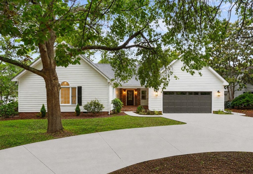 5703 Pickens Ave., Myrtle Beach, SC 29577