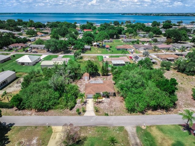 111 LEMON ROAD NW, Lake Placid, FL 33852