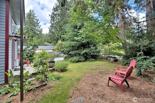 18701 10th Avenue NE, Poulsbo, WA 98370