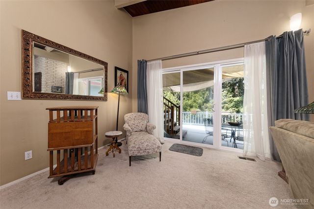 18701 10th Avenue NE, Poulsbo, WA 98370
