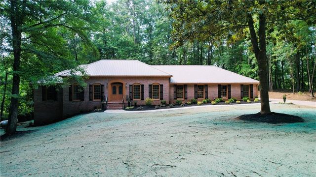 5 Gravitt Drive, Dawsonville, GA 30534