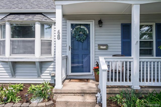 68 Highland Avenue, Clawson, MI 48017