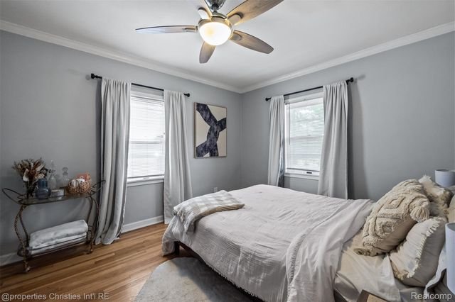 68 Highland Avenue, Clawson, MI 48017