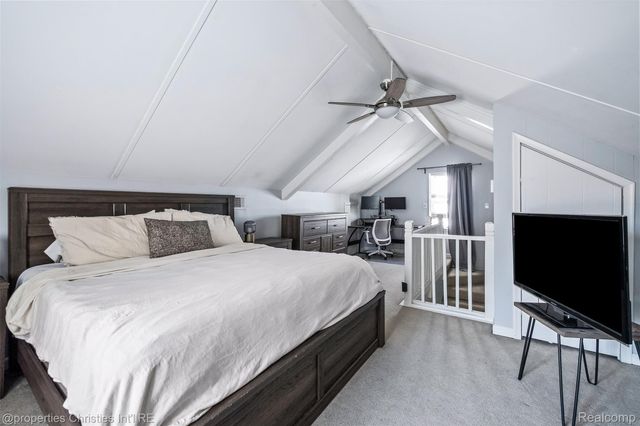 68 Highland Avenue, Clawson, MI 48017