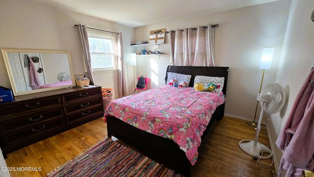 7 Stradford Road, Parlin, NJ 08859