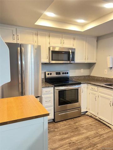 15911 E Dakota Place 301, Aurora, CO 80017