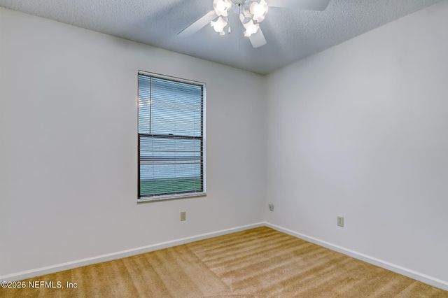 702 MEADOWBROOK Drive 11, Orange Park, FL 32073