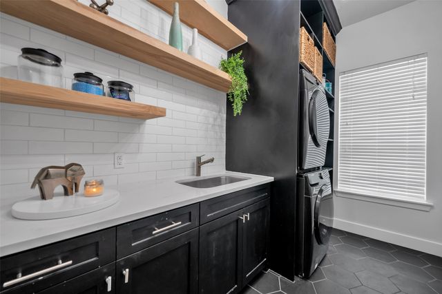 471 Stone Canyon Drive, Sunnyvale, TX 75182