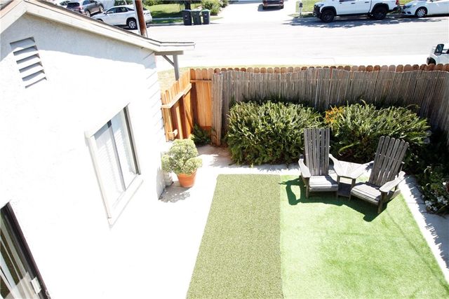 2383 Carlton Place, Costa Mesa, CA 92627