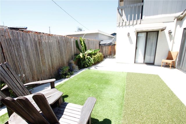 2383 Carlton Place, Costa Mesa, CA 92627