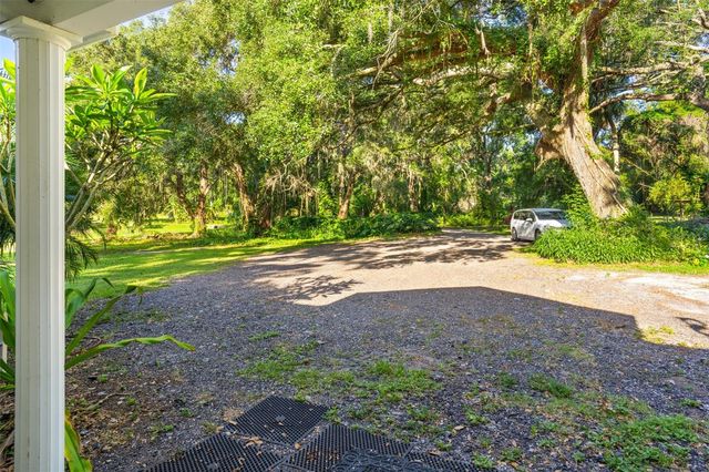 2802 LYRA LANE, Plant City, FL 33565