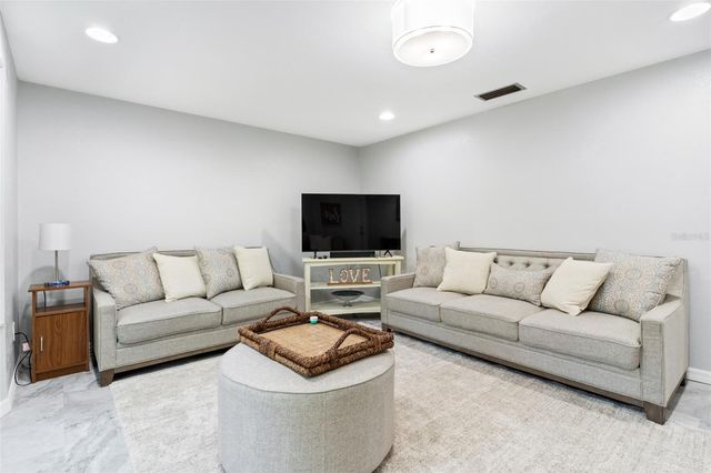 2802 LYRA LANE, Plant City, FL 33565